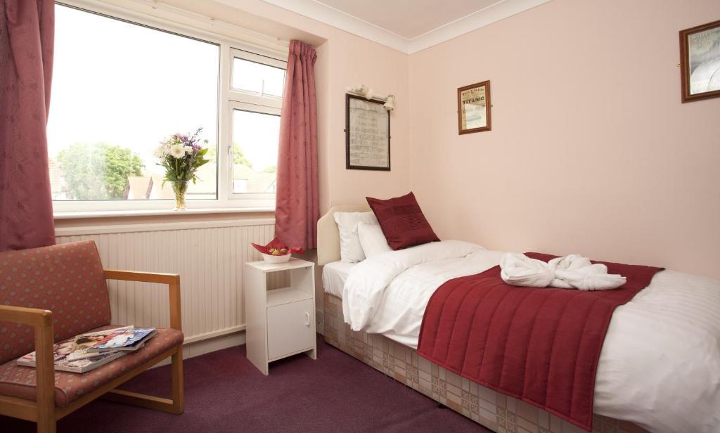 Denewood Hotel Bournemouth Room photo